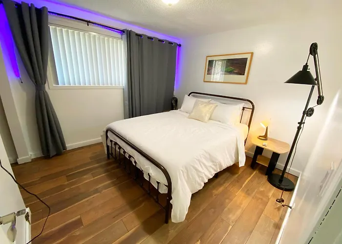 Updated Duplex Near Gonzaga And Downtown Spokane