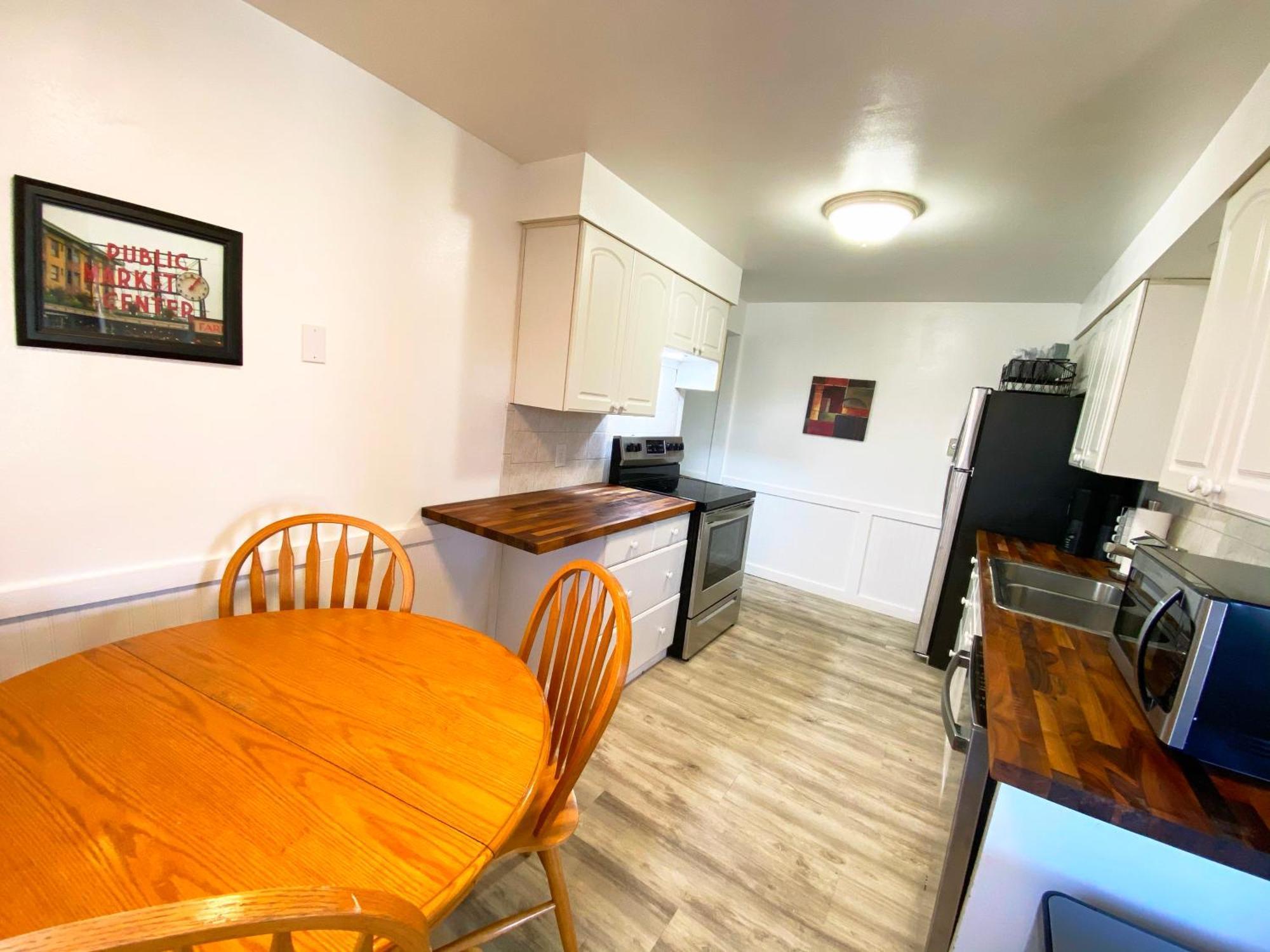 Updated Duplex Near Gonzaga And Downtown Apartment *